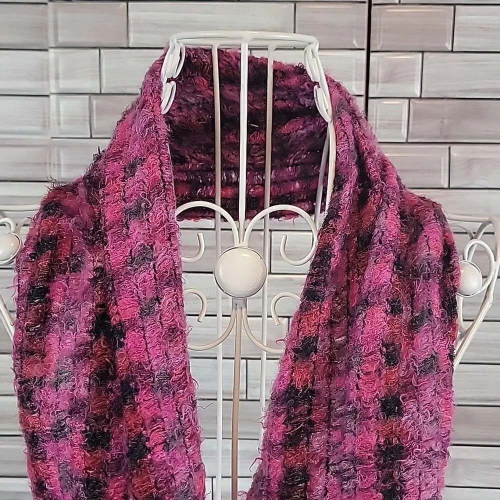 Unbranded fuscia and black infinity scarf One Size